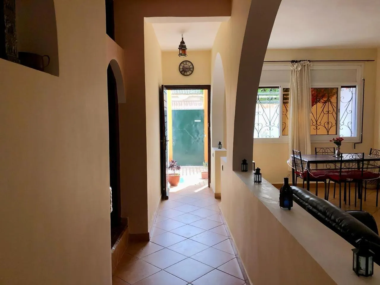 Apt Traditionnel Et Tres Bien Situe - Wifi & Parking Agadir 0*,  Marrocos